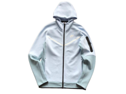 NK TECH FLEECE – LIGHT BLUE (completa)